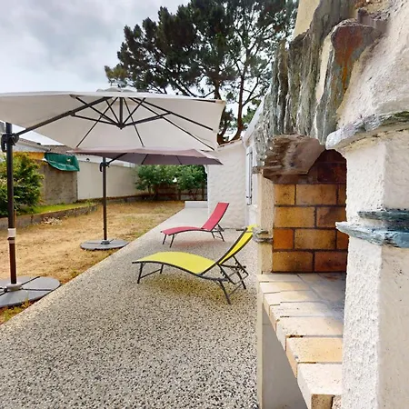 度假居 Pomme De Pins