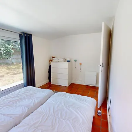 Holiday home Pomme De Pins