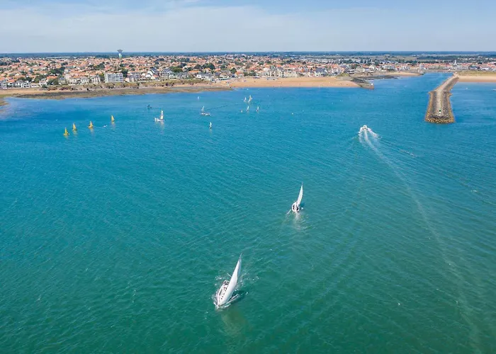 度假居 Pomme De Pins *