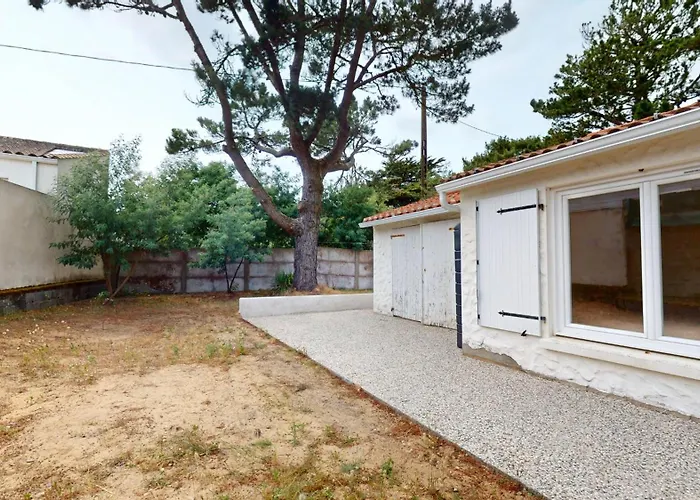 Pomme De Pins 度假居 *